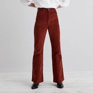 Levi’s corduroy “70s high flare”